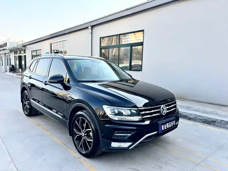Volkswagen Tiguan L