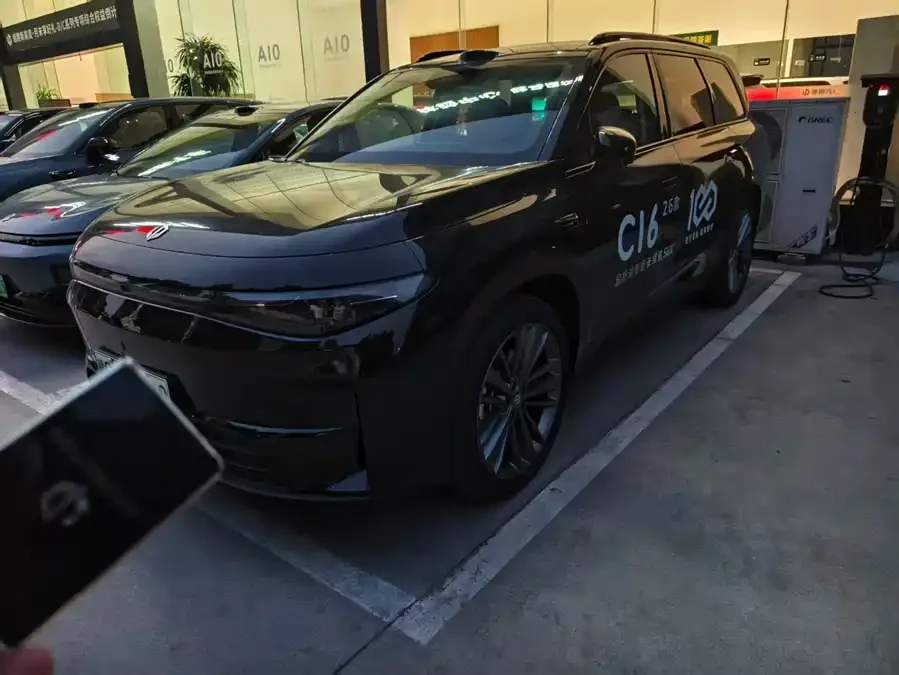 Leapmotor C16