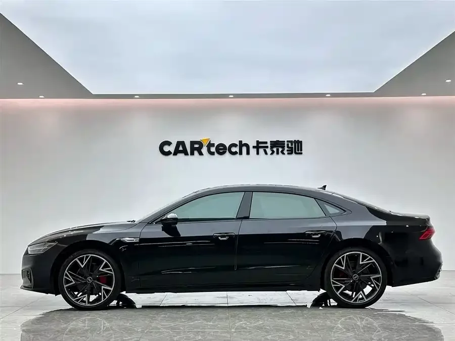 Audi A7L
