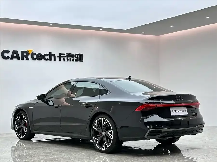 Audi A7L