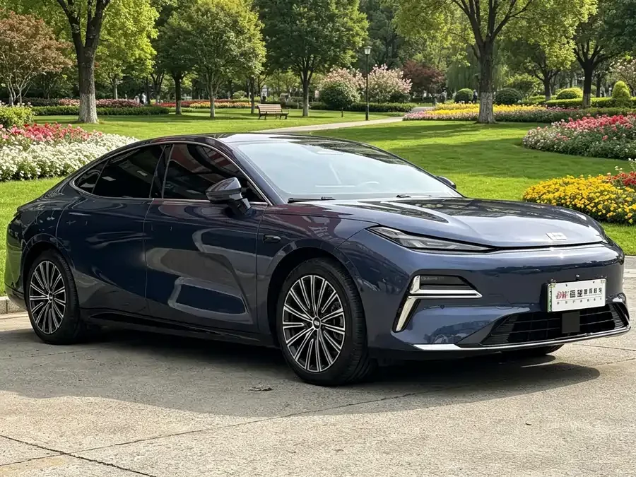 Geely Galaxy Star 8