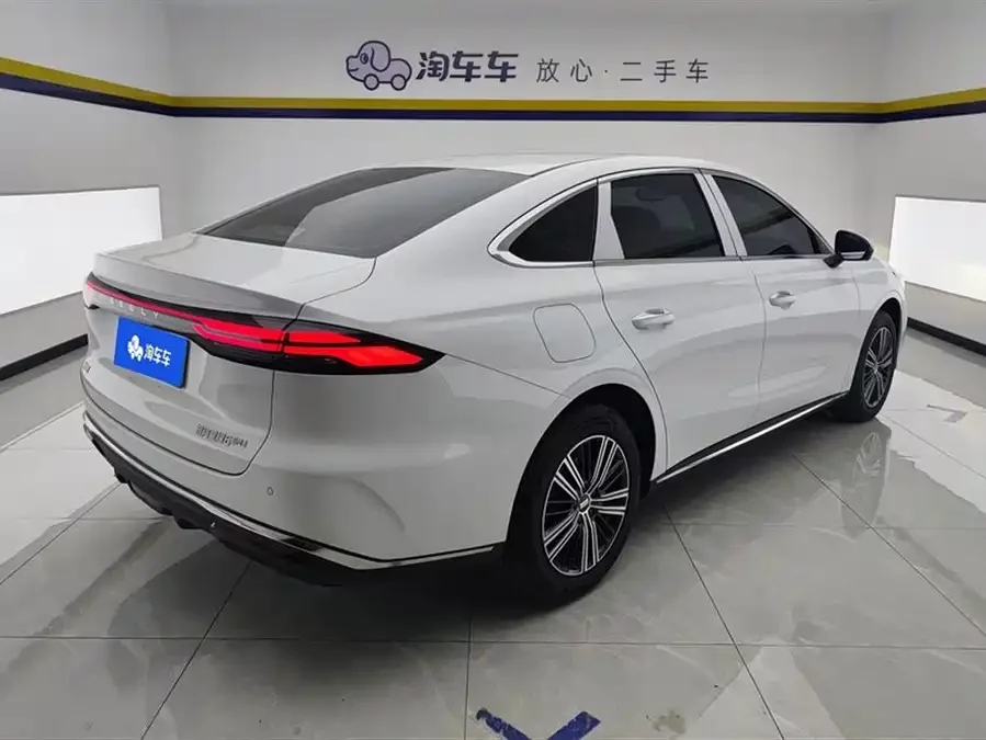 Geely Galaxy Star 6