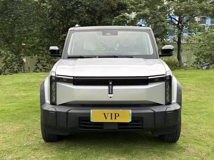 iCAR 03