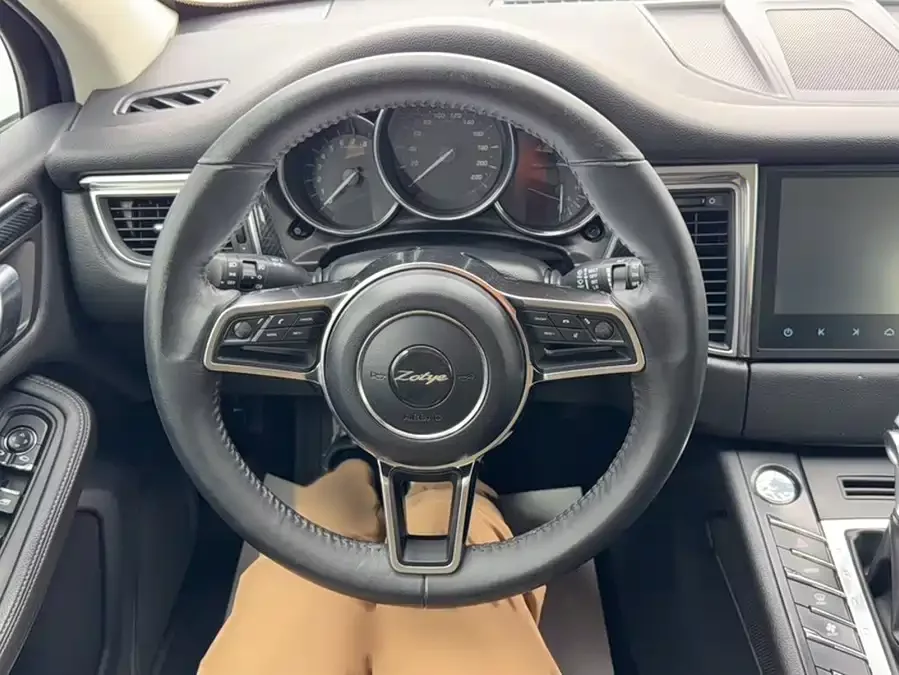 Zotye SR9