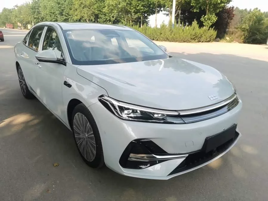 Geely Galaxy A7 EM