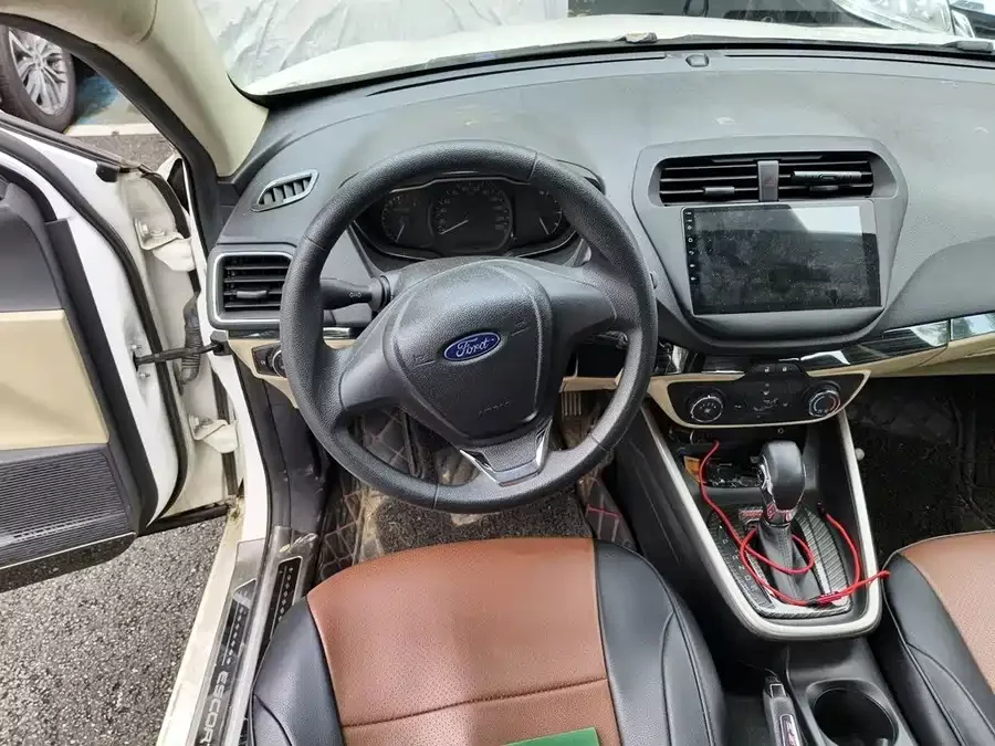 Ford Escort