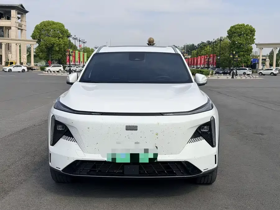Geely Galaxy L7