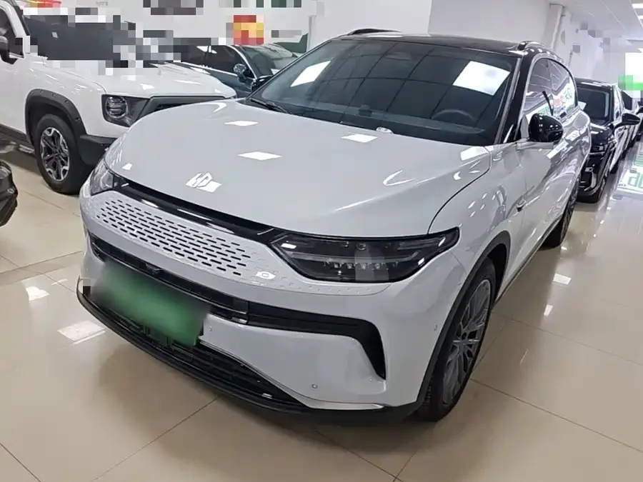 Leapmotor C11