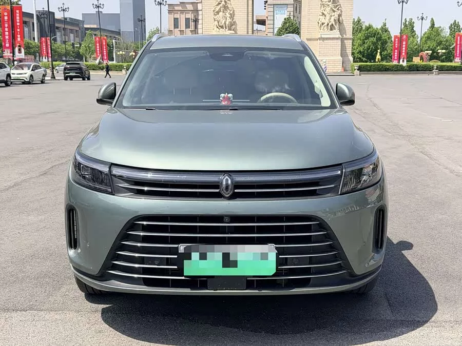 AITO Wenjie M7