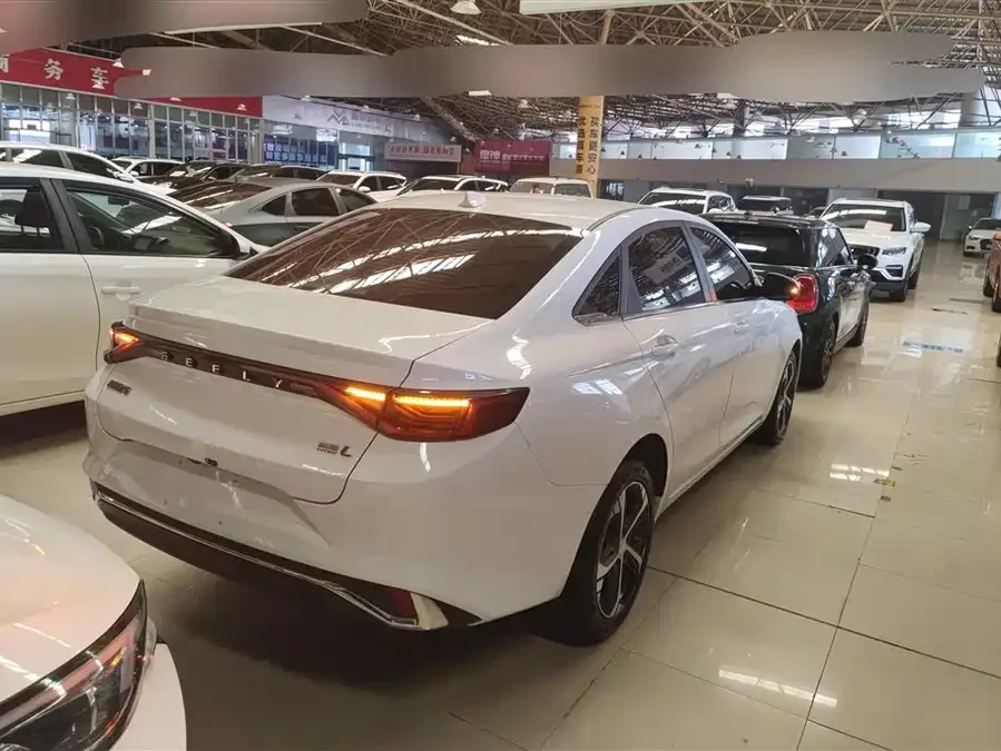 Geely Emgrand L