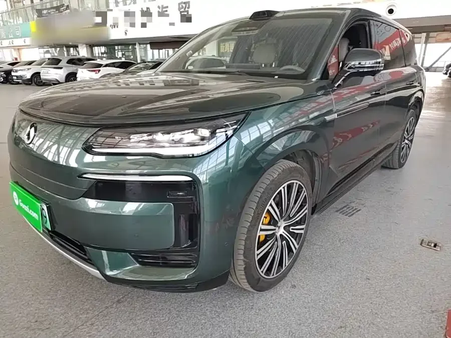 BYD N9