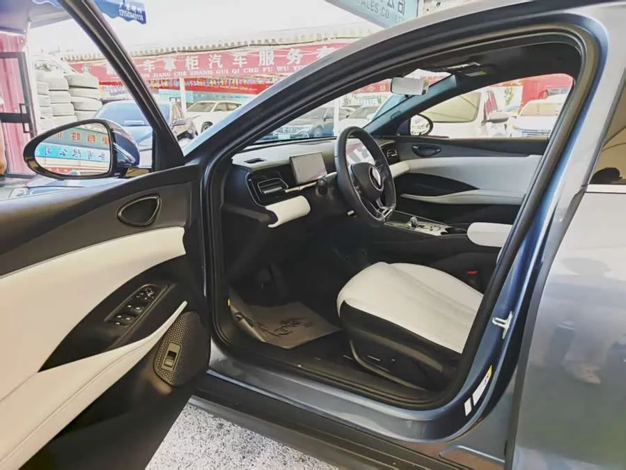 BYD Seal 06