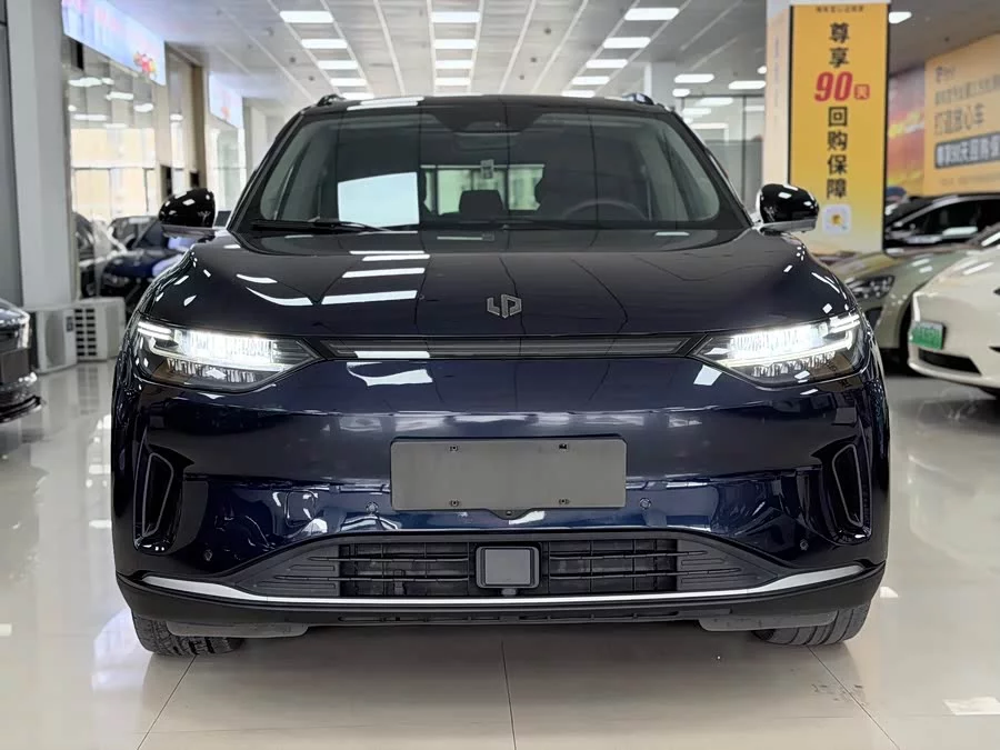 Leapmotor C11