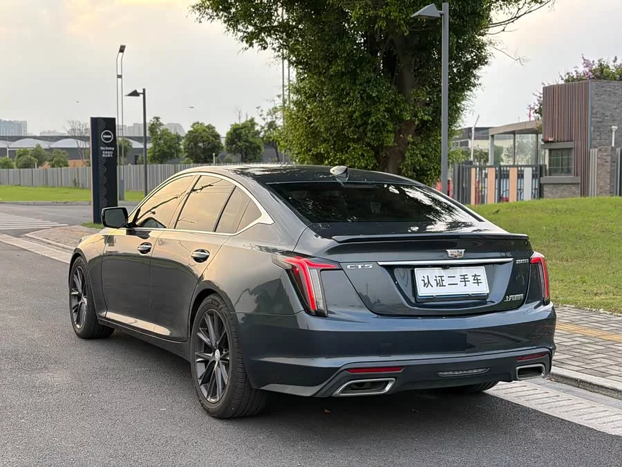 Cadillac CT5
