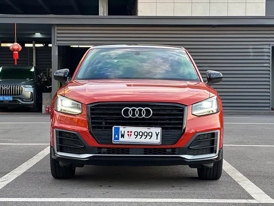 Audi Q2L