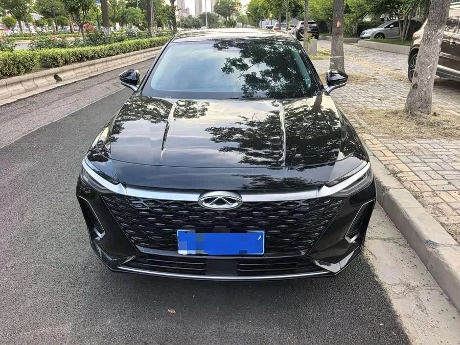 Chery Arrizo 8