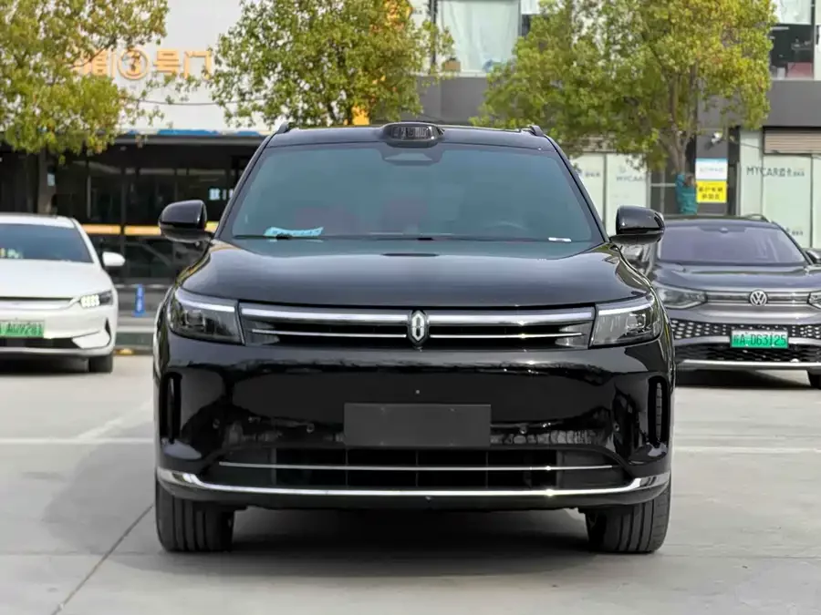 AITO Wenjie M7