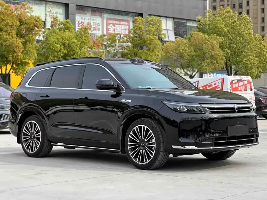 AITO Wenjie M7