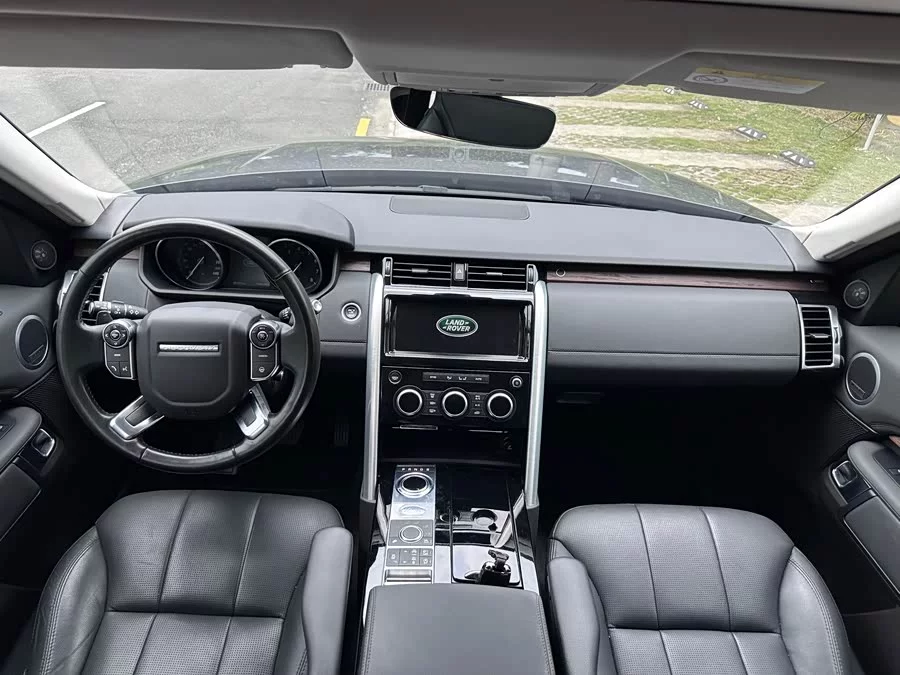 Land Rover finds