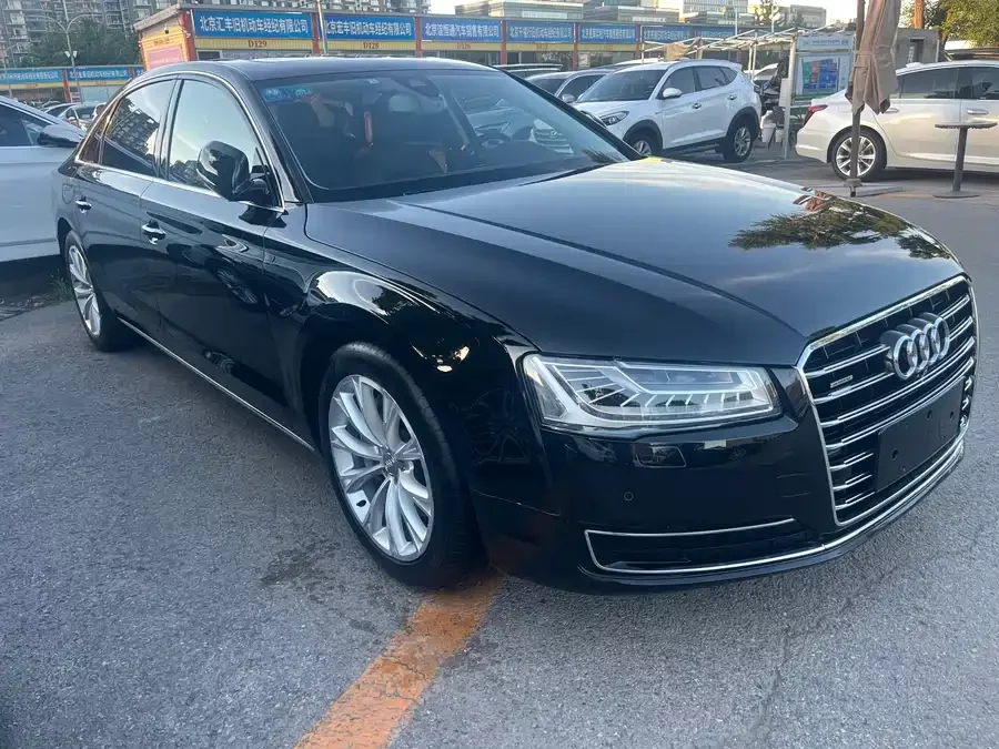 Audi A8