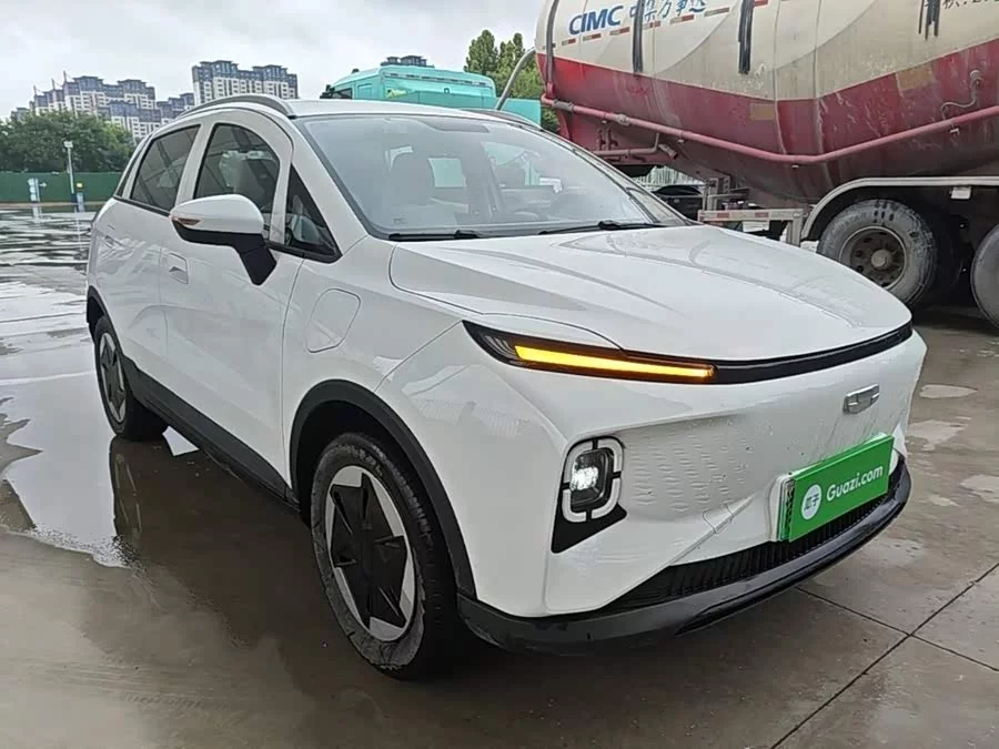 Geely E firefly