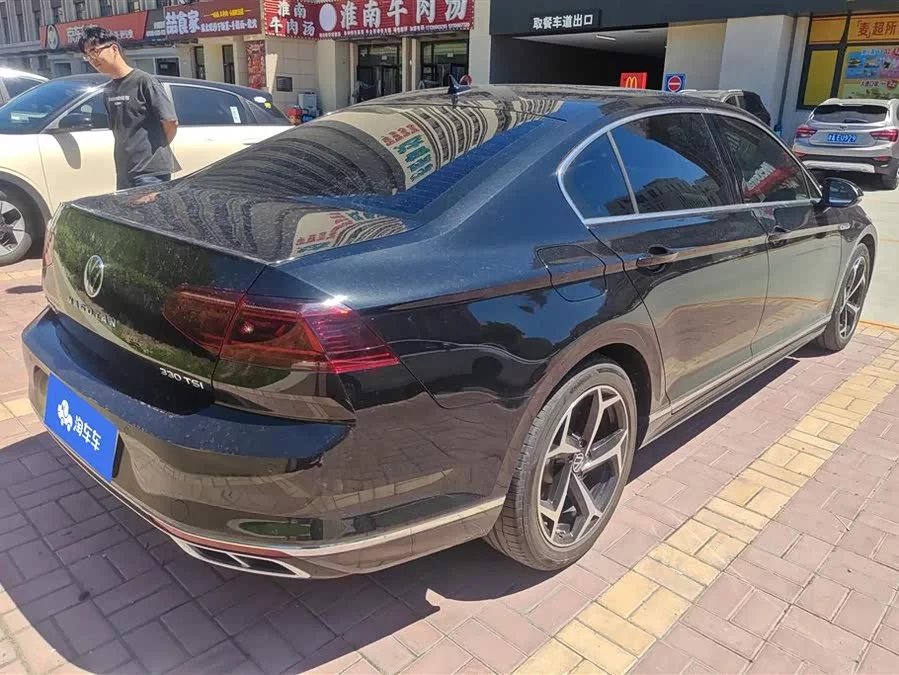 Volkswagen Magotan