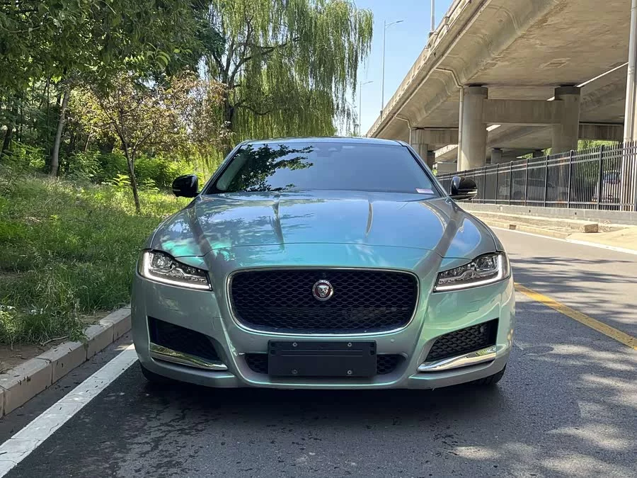 Jaguar XFL