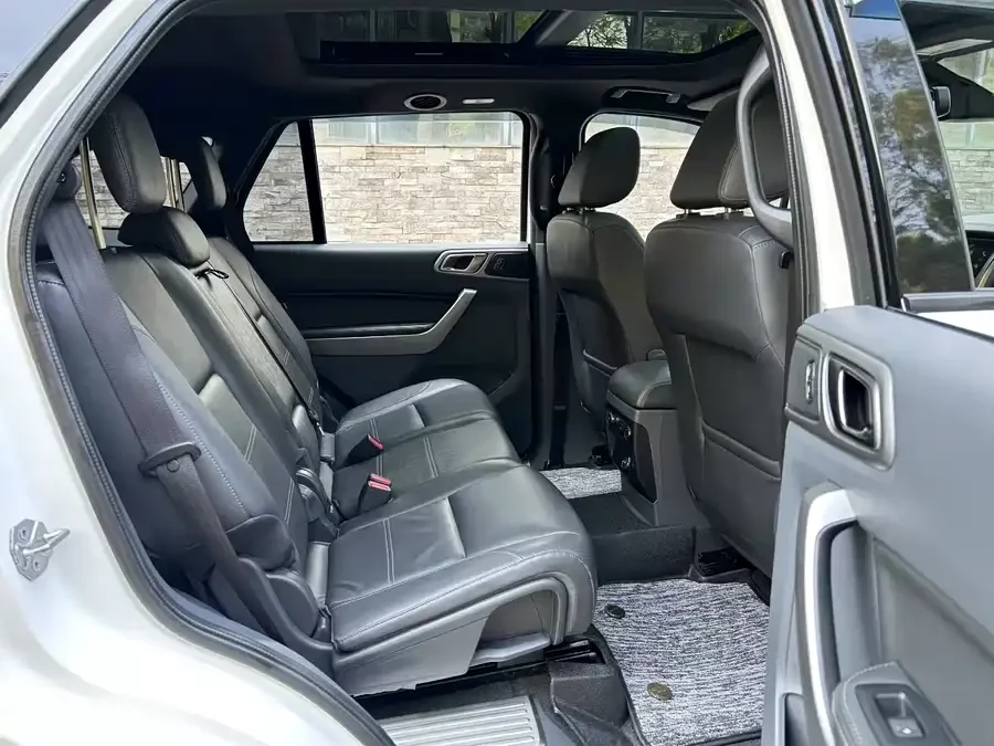 Ford Everest