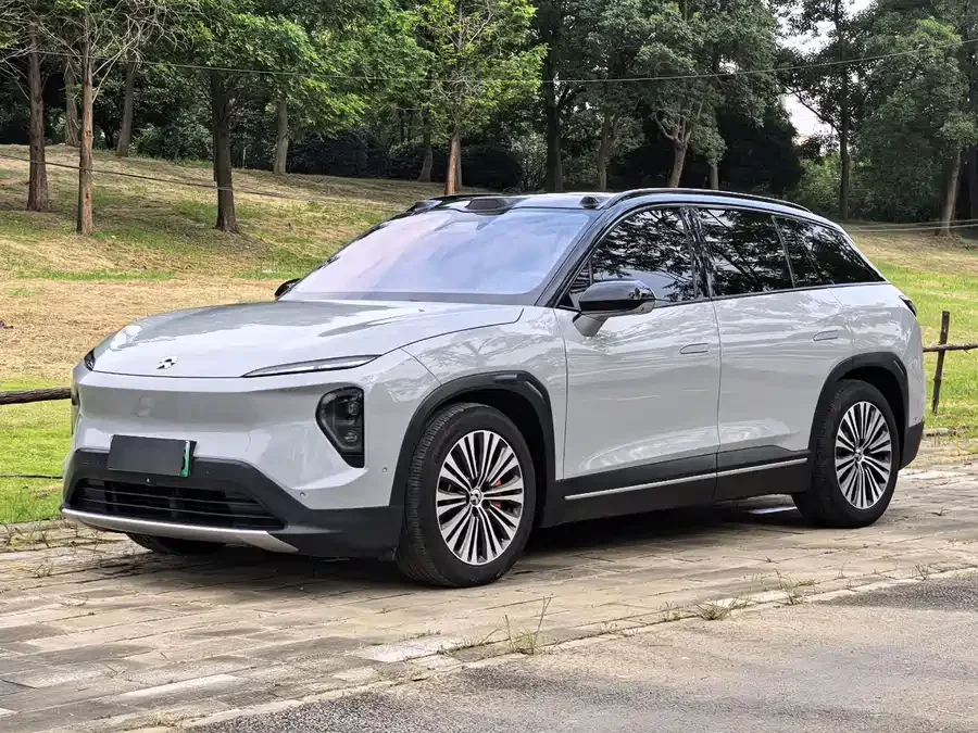 NIO ES7