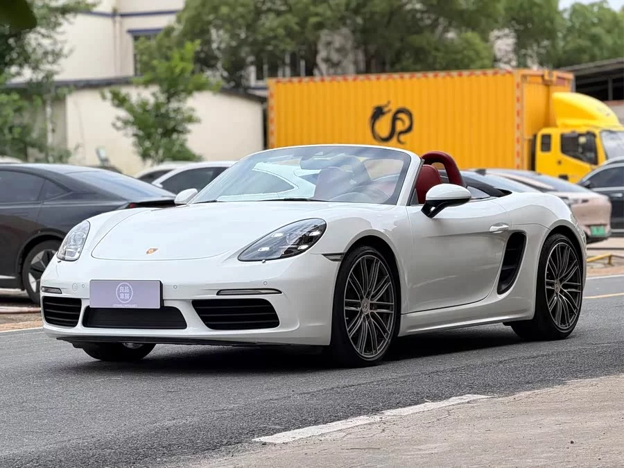 Porsche 718