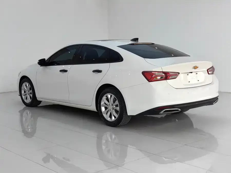 Chevrolet Malibu XL