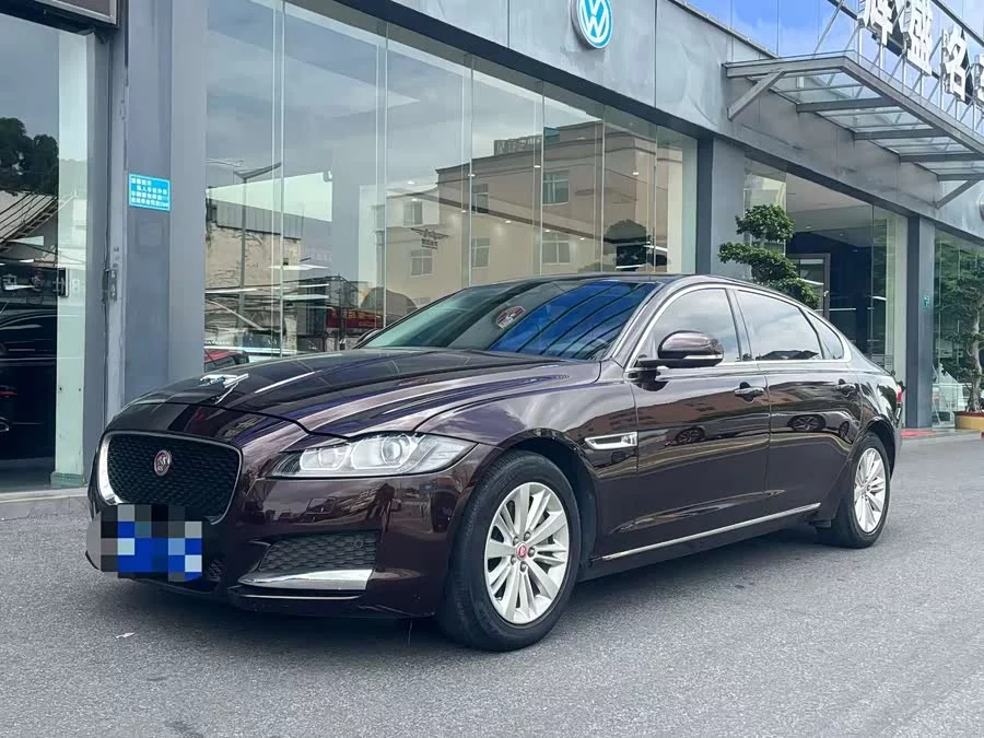 Jaguar XFL