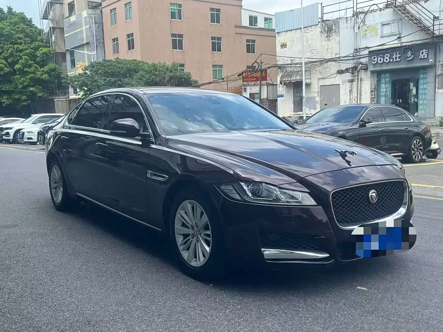 Jaguar XFL