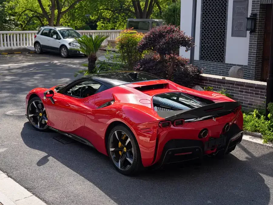 Ferrari SF90