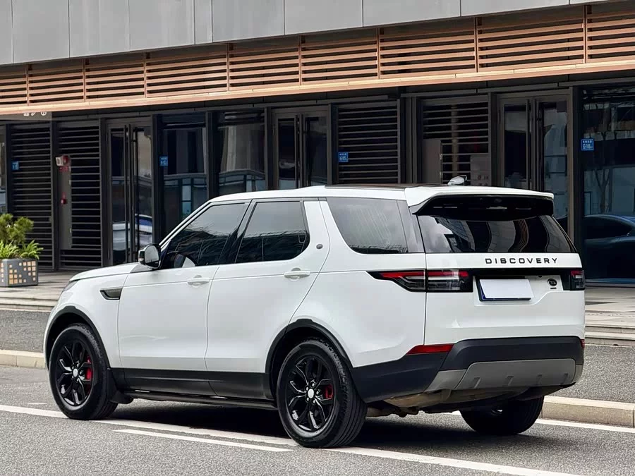Land Rover finds