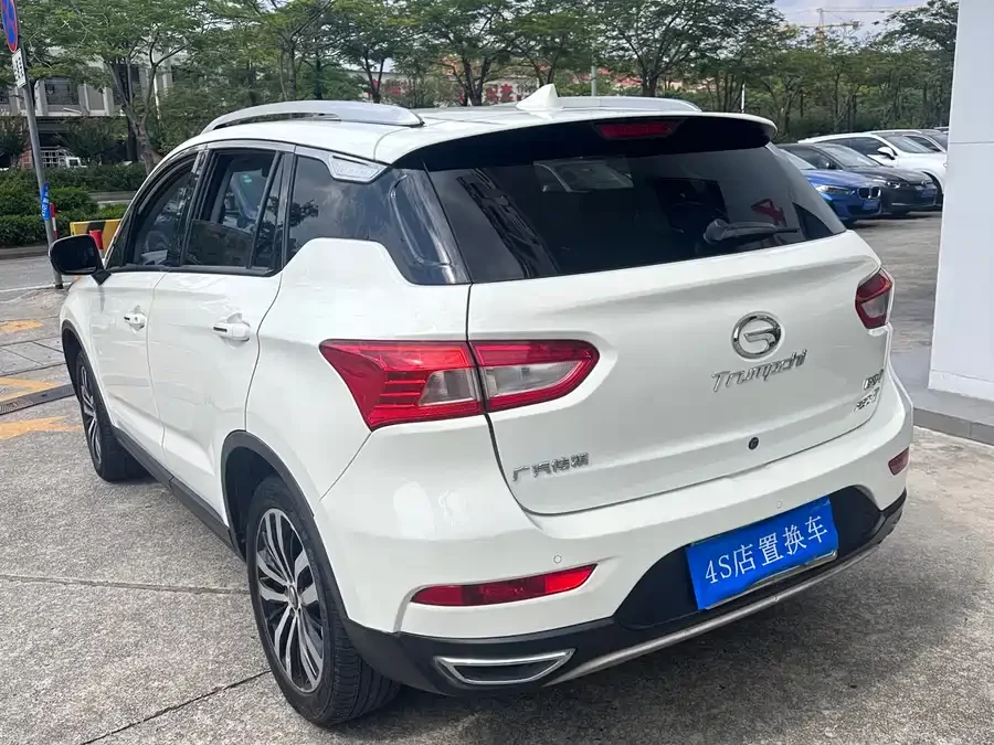 GAC Trumpchi GS4