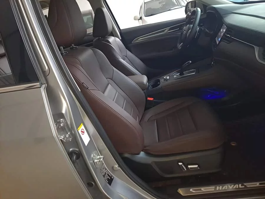 Haval F7