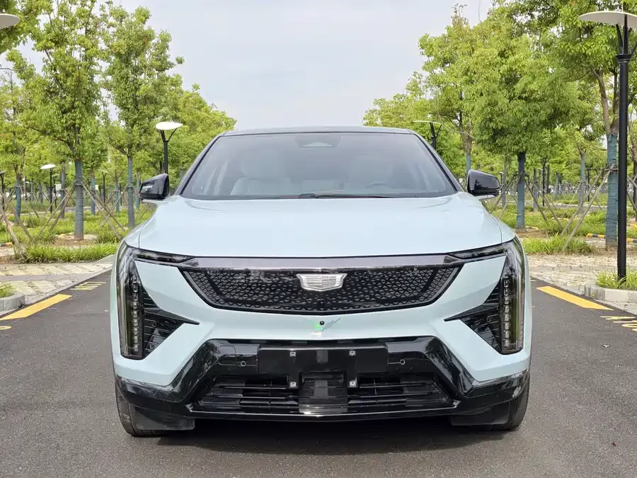 Cadillac IQ