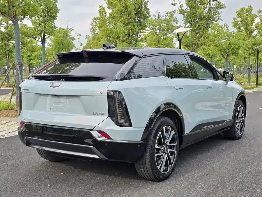 Cadillac IQ