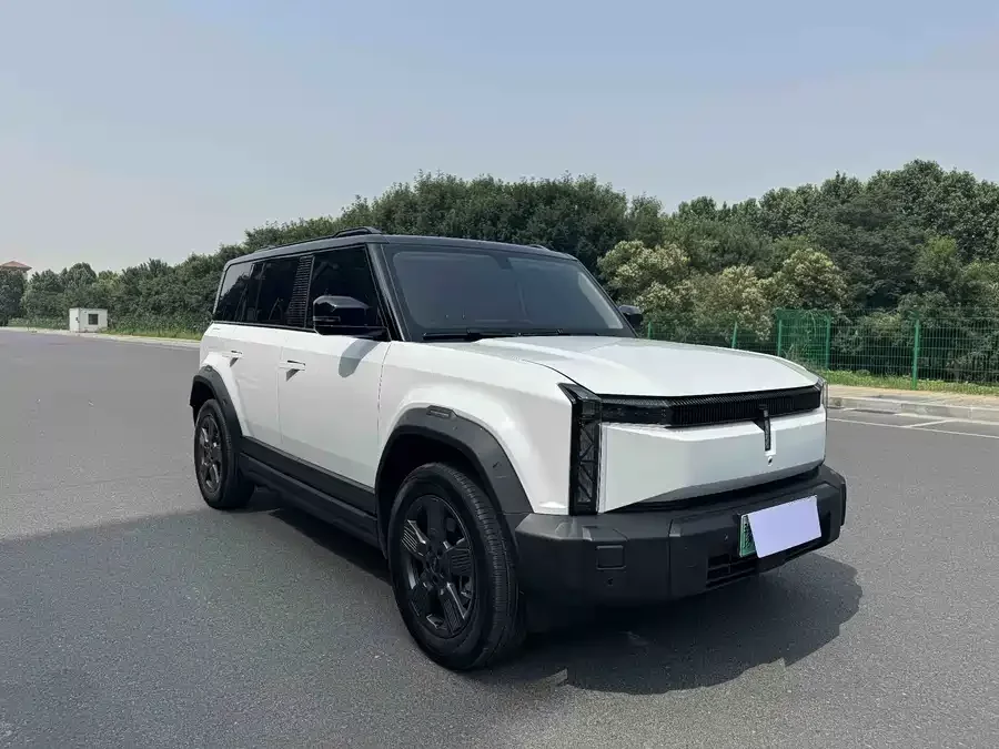 iCAR 03