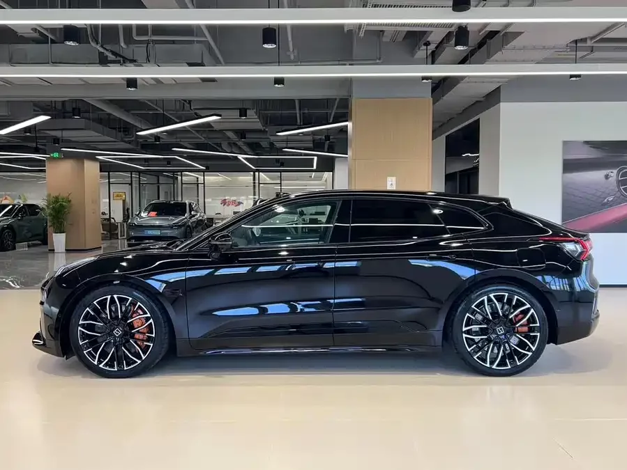 Zeekr 001