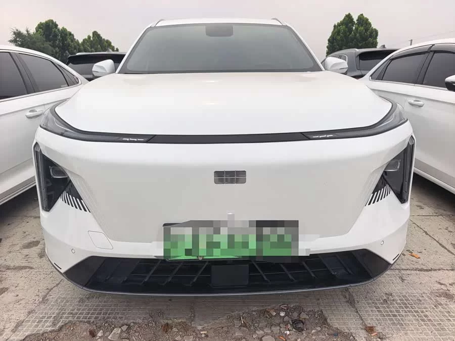 Geely Galaxy L7