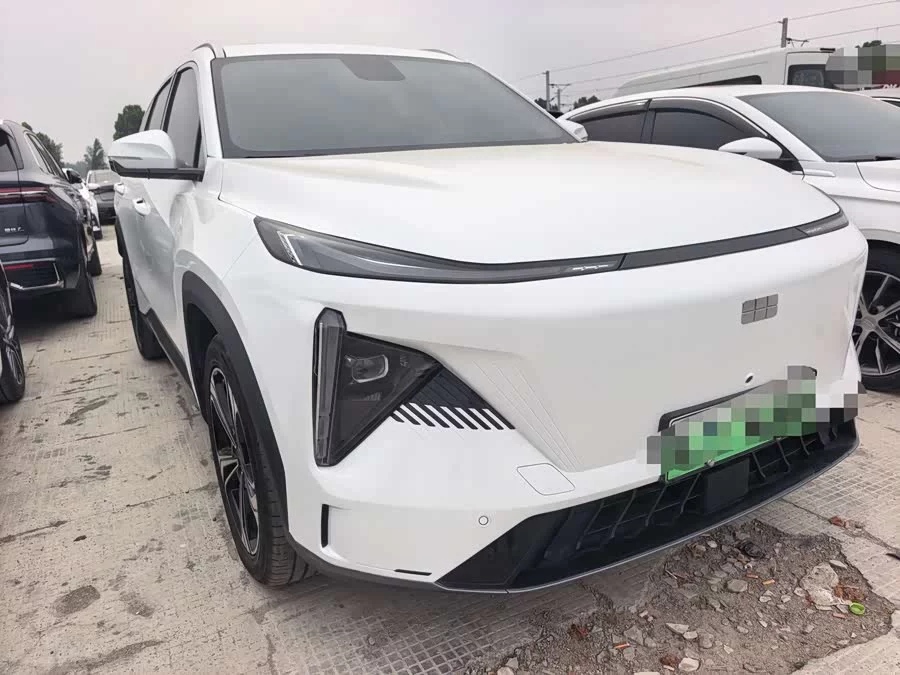 Geely Galaxy L7