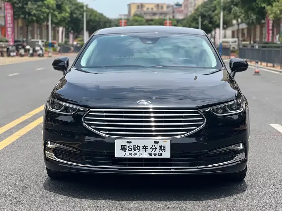 Ford Taurus