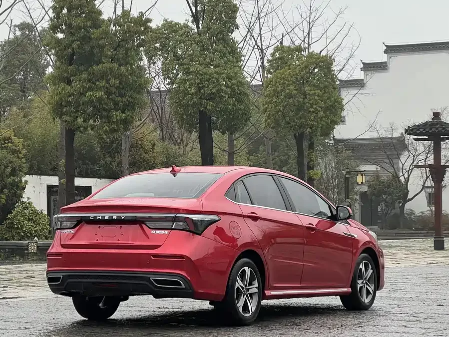 Omoda S5