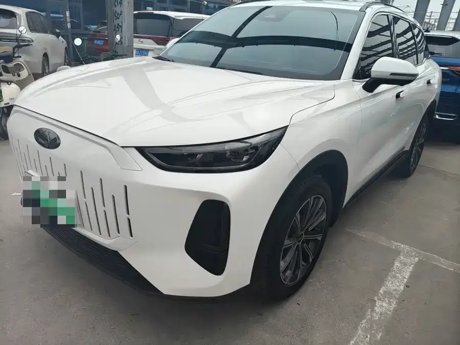 Chery Fengyun T9