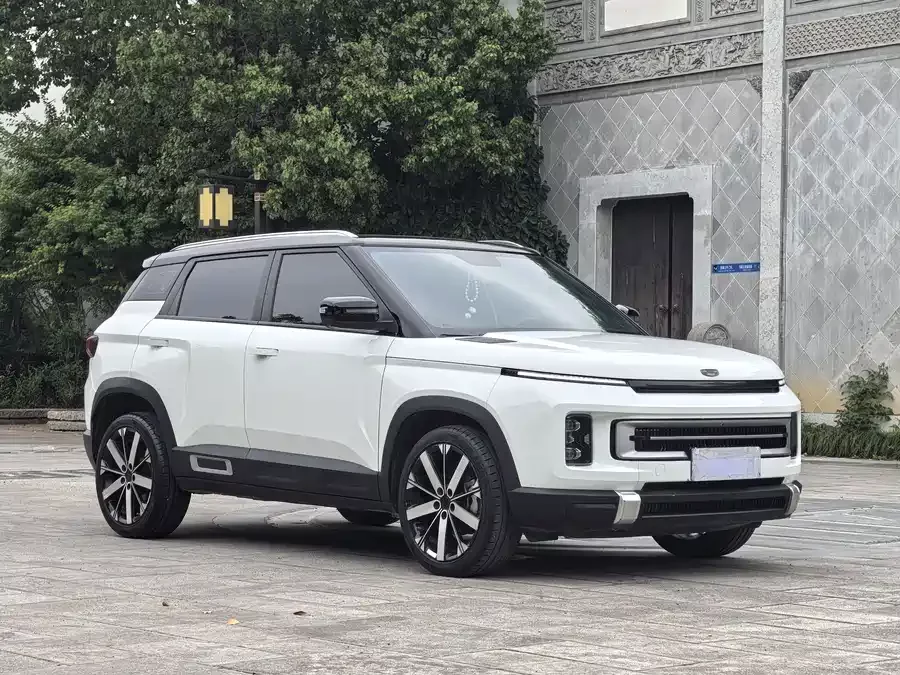 Geely ICON