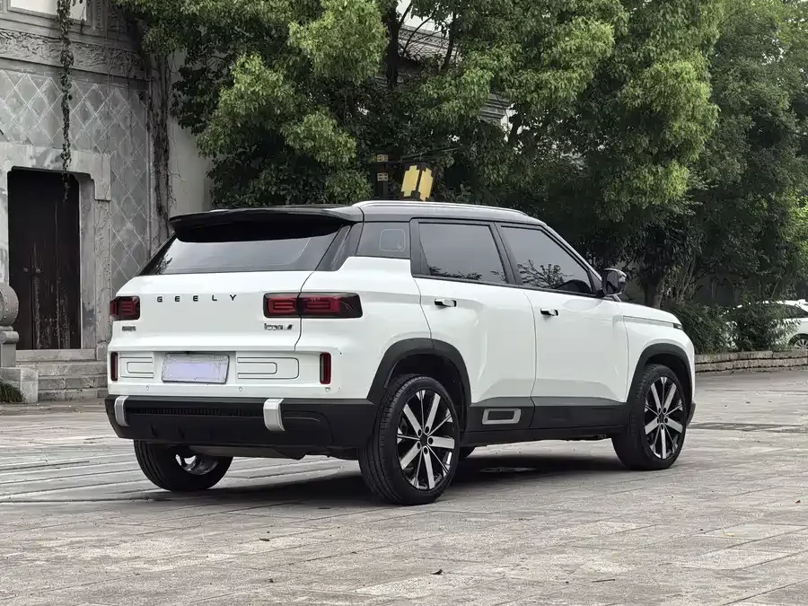 Geely ICON