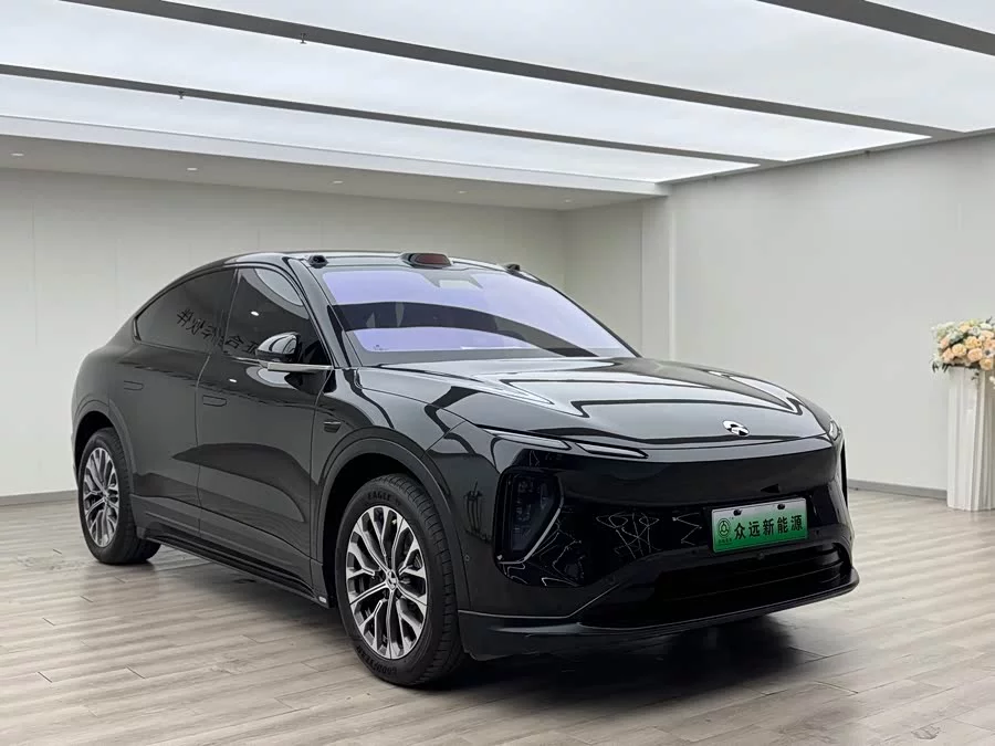 NIO EC6
