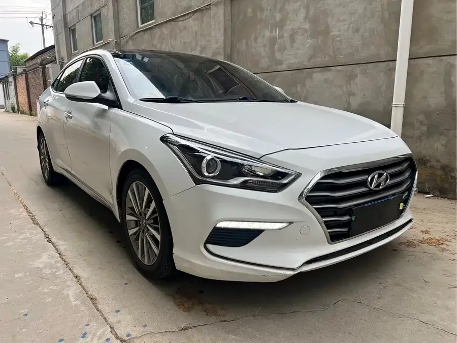 Hyundai Mistra